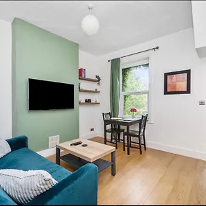 Apartment Flat In & With Own Bathroom, Brighton